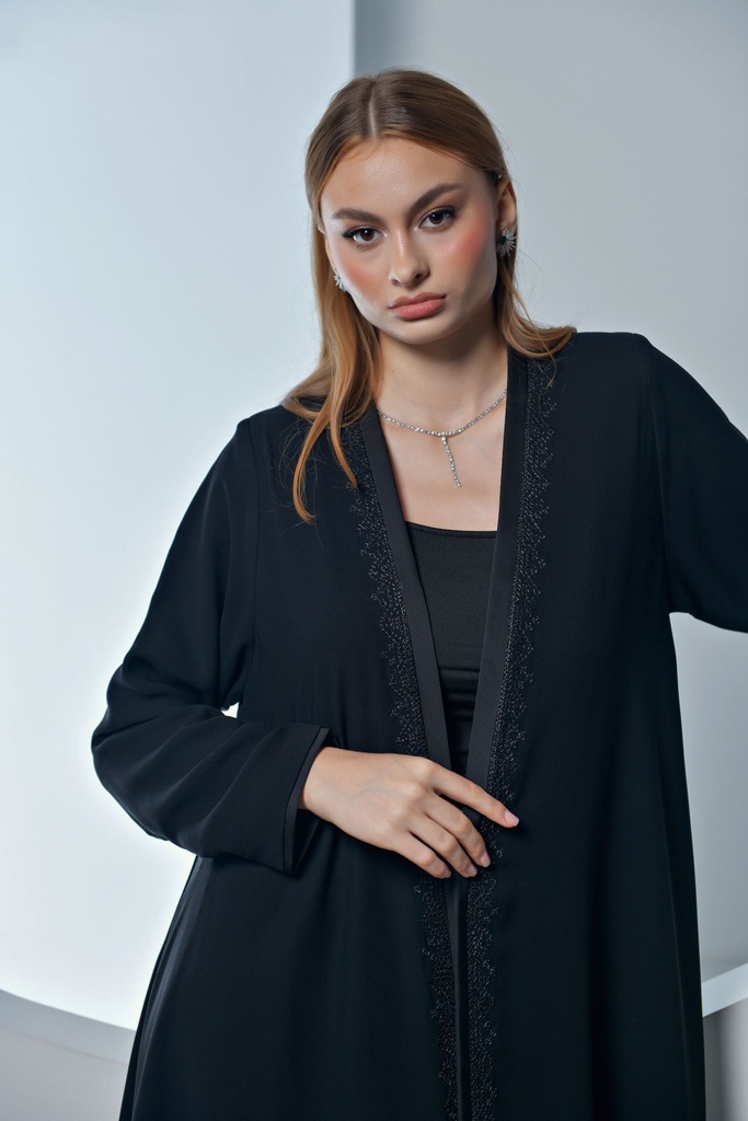 561 (Black)